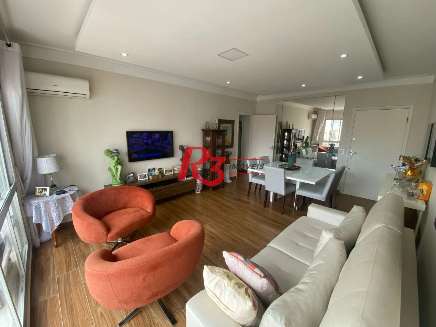Apartamento com 3 dormitórios à venda, 195 m² por R$ 1.940.000,00 - Ponta da Praia - Santos/SP