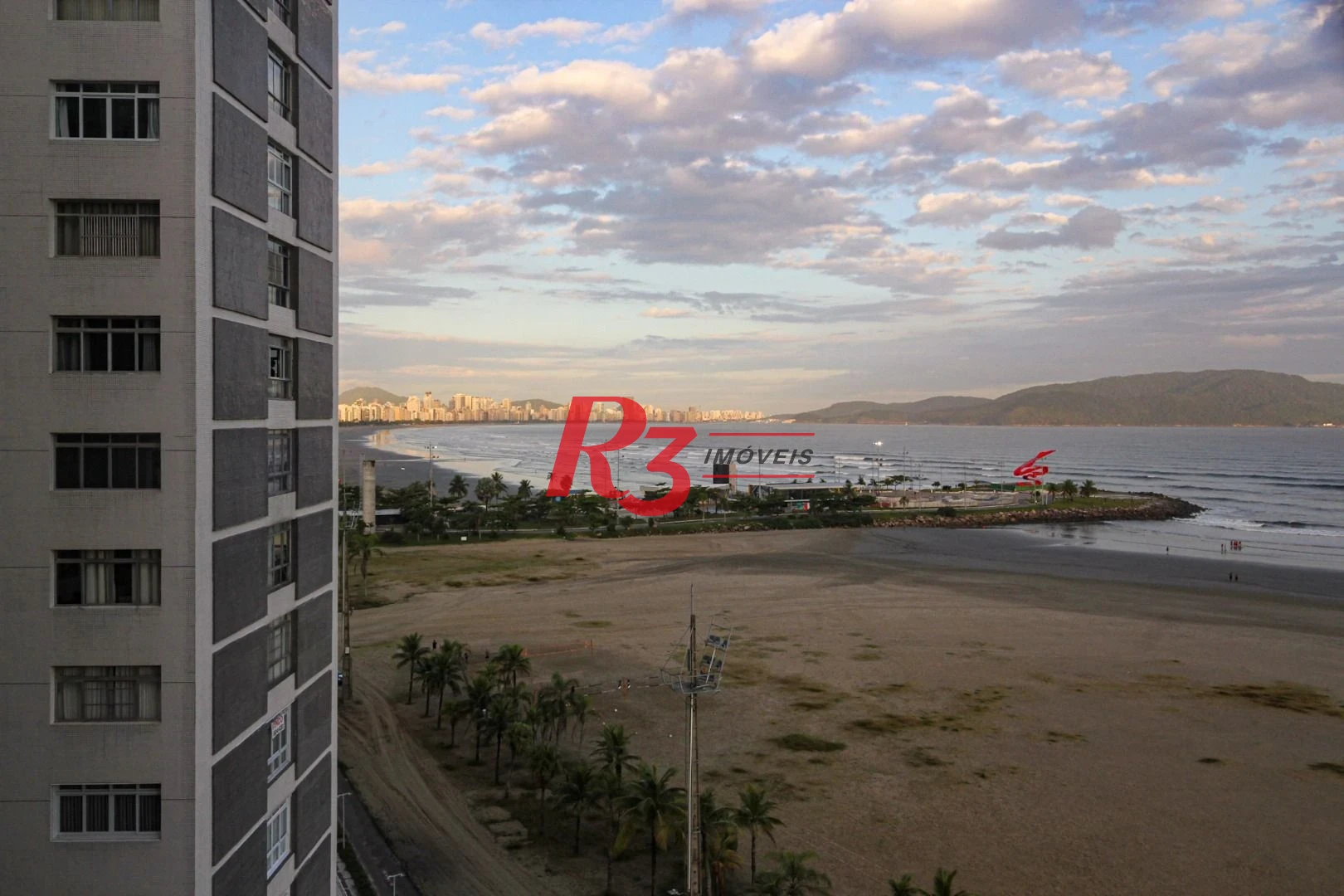 Apartamento com 3 dormitórios à venda, 215 m² por R$ 2.200.000,00 - José Menino - Santos/SP