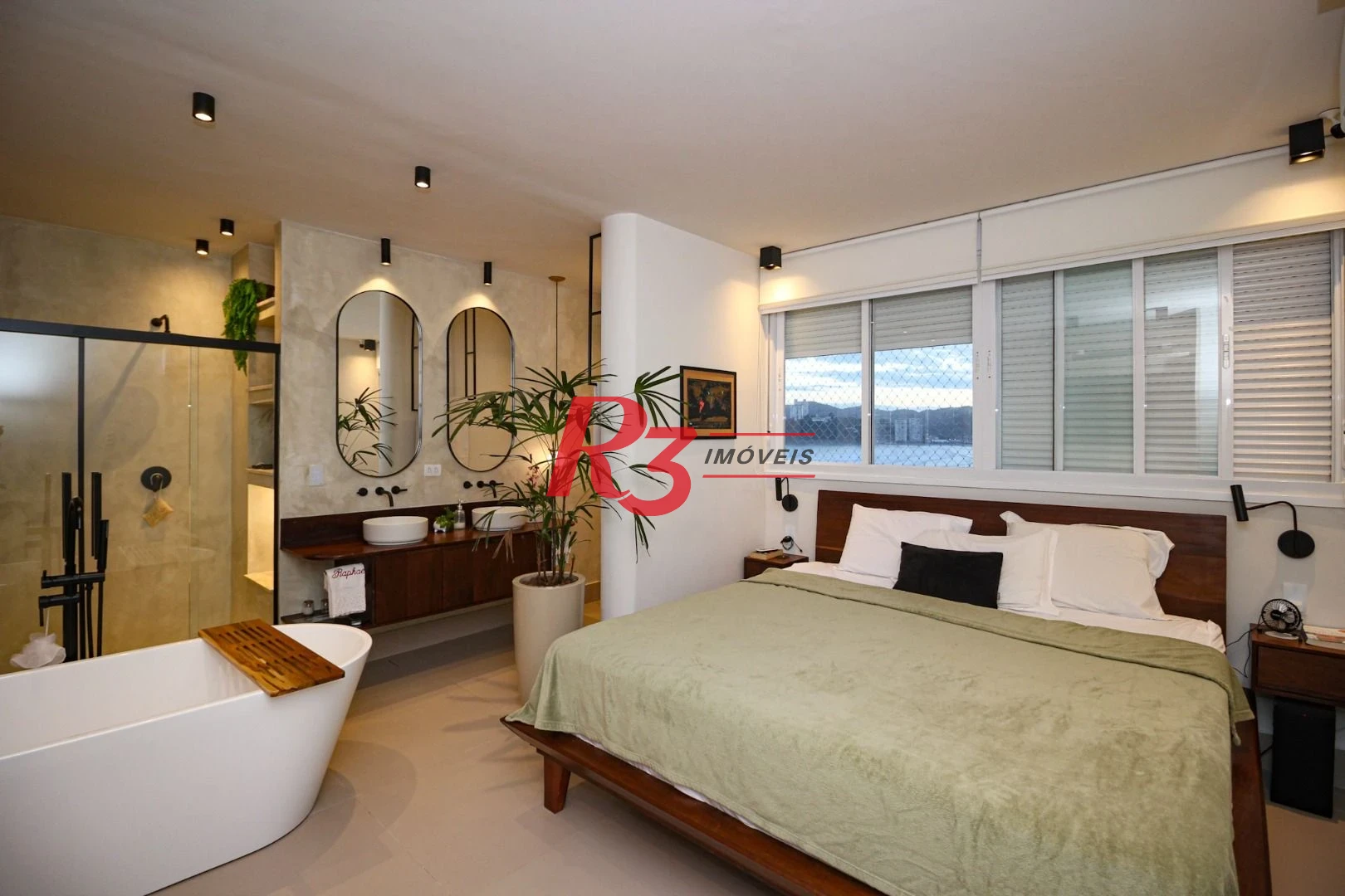 Apartamento com 3 dormitórios à venda, 215 m² por R$ 2.200.000,00 - José Menino - Santos/SP