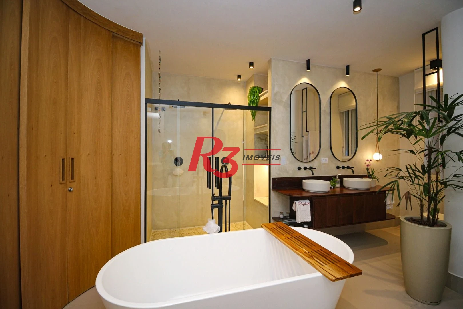 Apartamento com 3 dormitórios à venda, 215 m² por R$ 2.200.000,00 - José Menino - Santos/SP