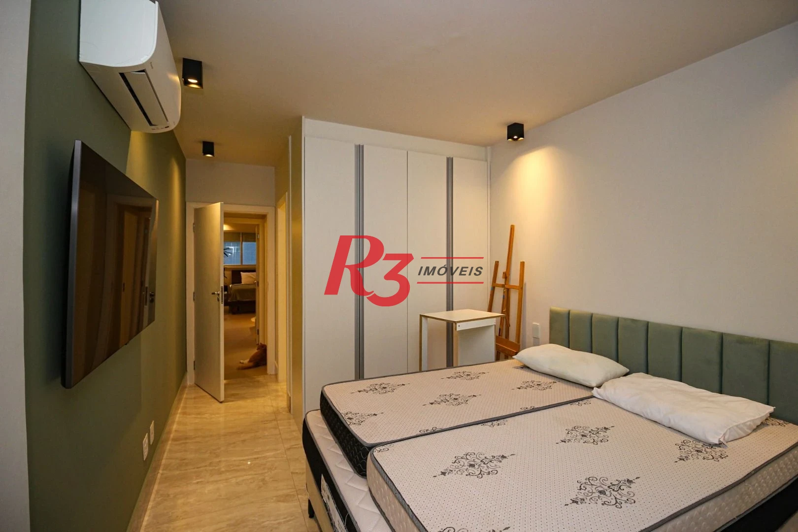 Apartamento com 3 dormitórios à venda, 215 m² por R$ 2.200.000,00 - José Menino - Santos/SP
