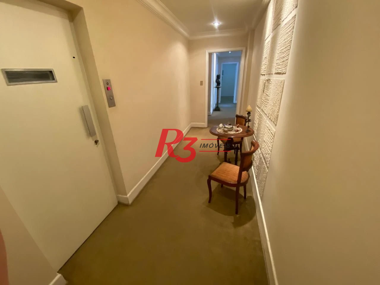 Apartamento com 4 dormitórios à venda, 193 m² por R$ 1.290.000,00 - Embaré - Santos/SP