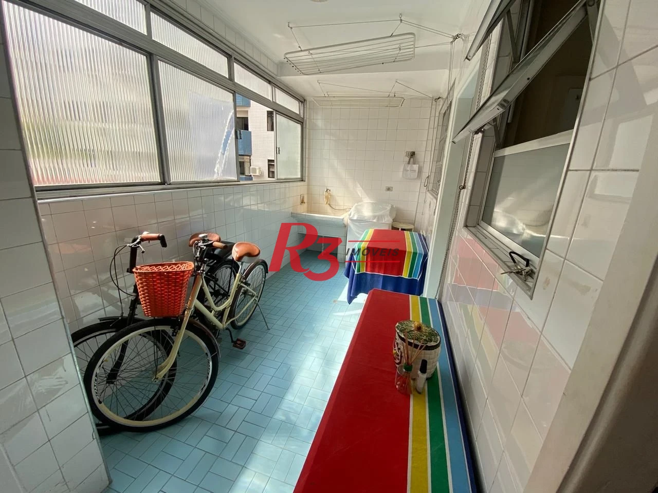 Apartamento com 4 dormitórios à venda, 193 m² por R$ 1.290.000,00 - Embaré - Santos/SP