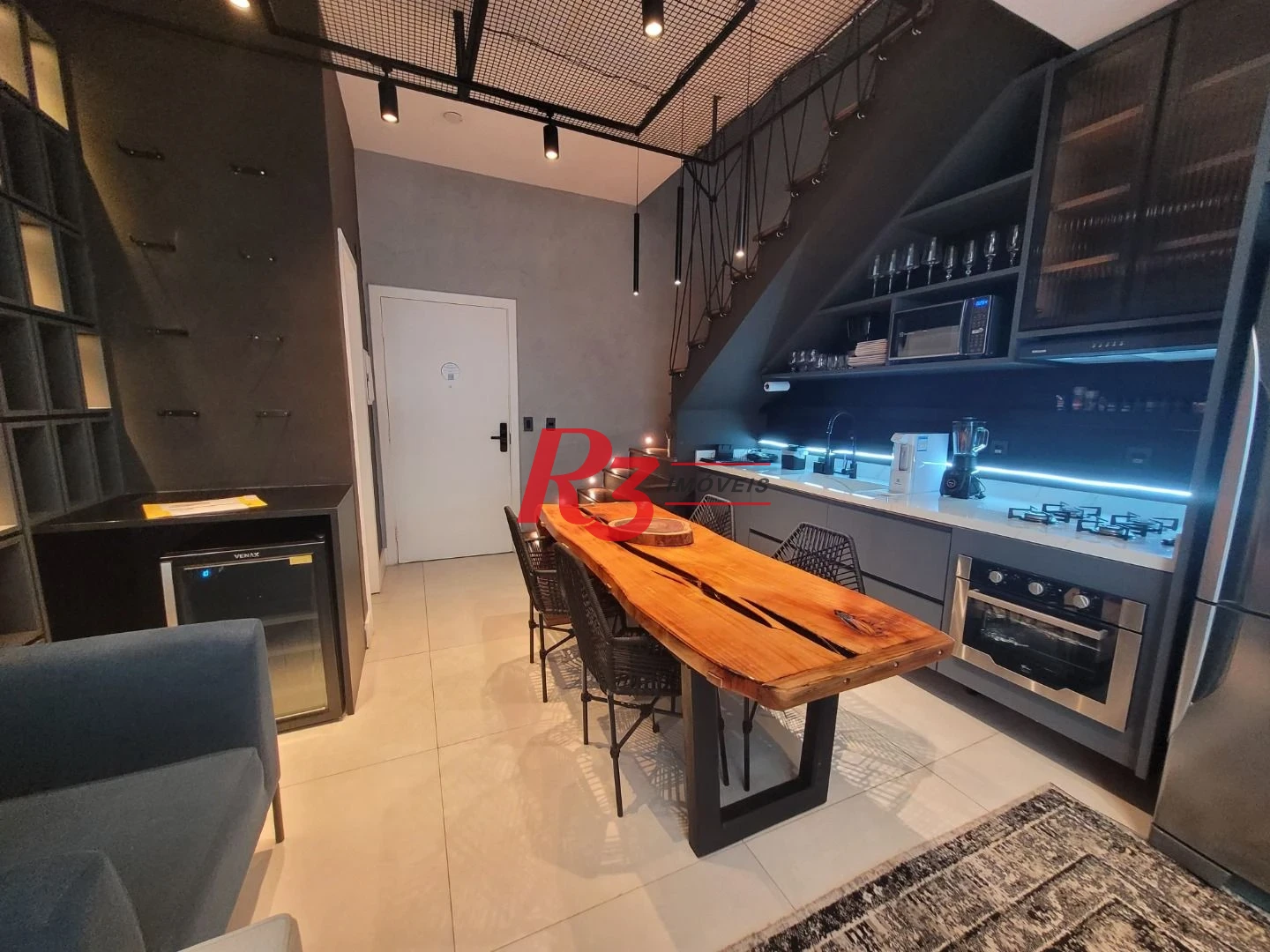 Loft, 69 m² - venda por R$ 920.000,00 ou aluguel por R$ 7.500,00/mês - Gonzaga - Santos/SP