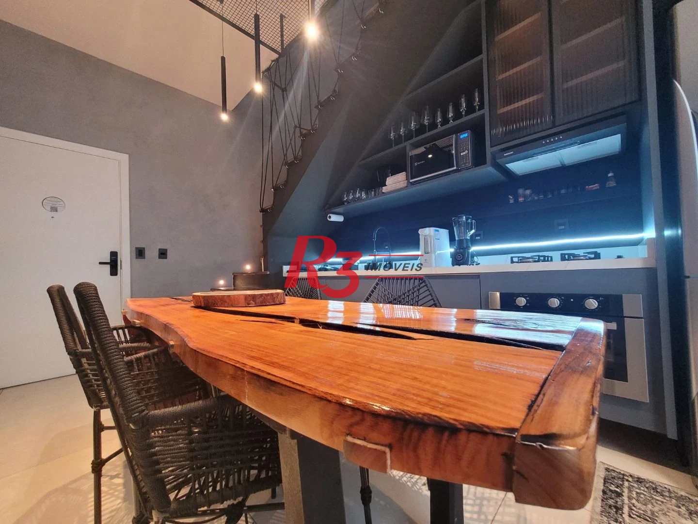 Loft, 69 m² - venda por R$ 920.000,00 ou aluguel por R$ 7.500,00/mês - Gonzaga - Santos/SP