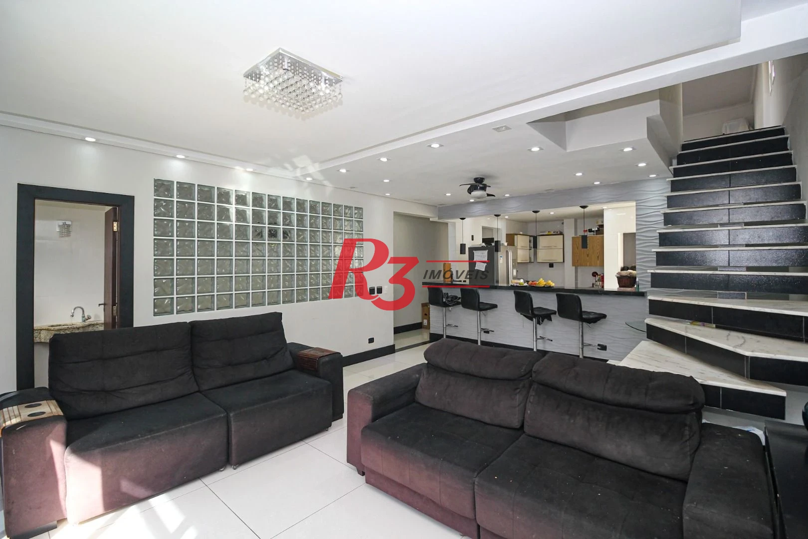 Casa com 5 dormitórios à venda, 367 m² por R$ 1.600.000,00 - Marapé - Santos/SP
