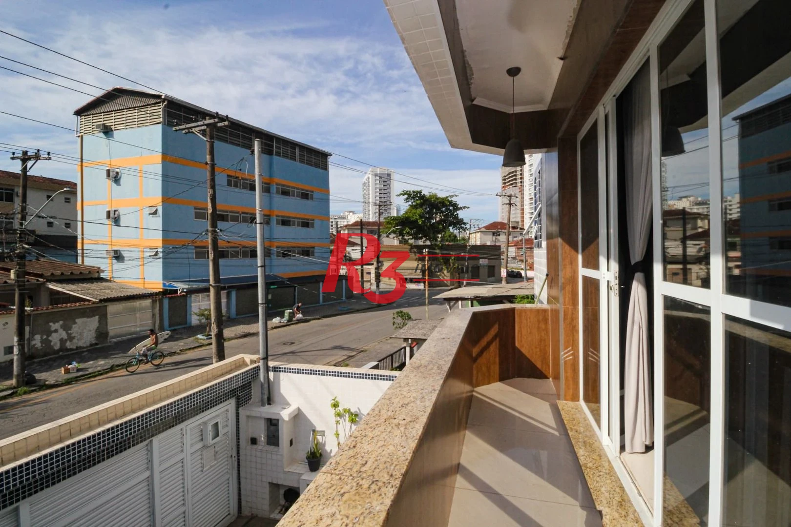 Casa com 5 dormitórios à venda, 367 m² por R$ 1.600.000,00 - Marapé - Santos/SP