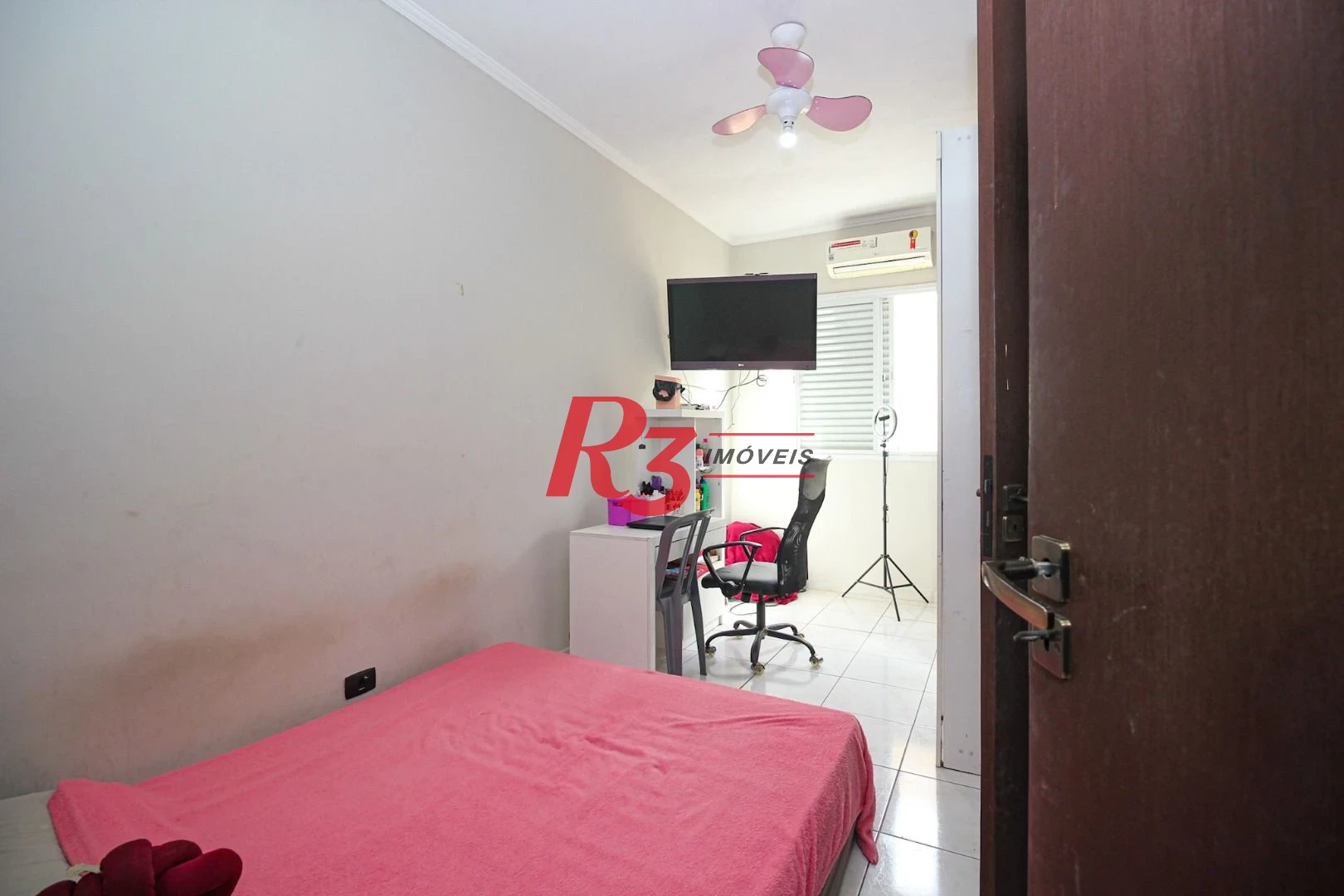 Casa com 5 dormitórios à venda, 367 m² por R$ 1.600.000,00 - Marapé - Santos/SP