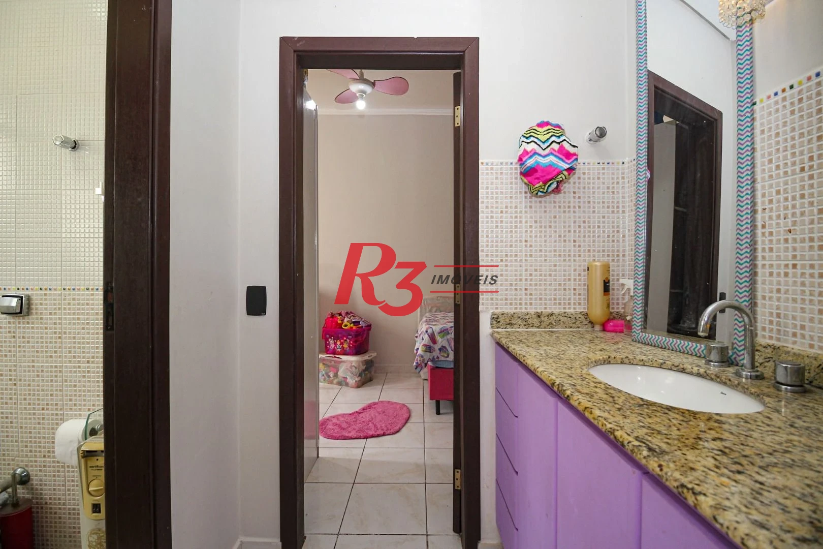 Casa com 5 dormitórios à venda, 367 m² por R$ 1.600.000,00 - Marapé - Santos/SP