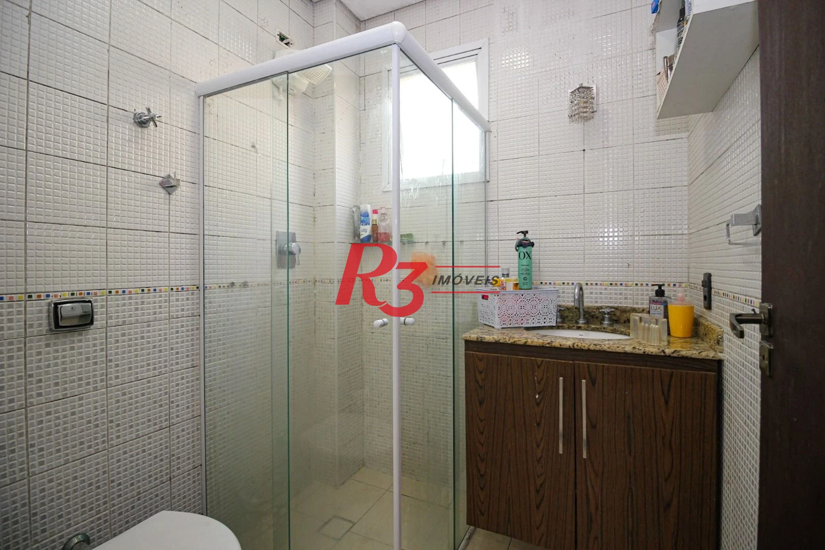Casa com 5 dormitórios à venda, 367 m² por R$ 1.600.000,00 - Marapé - Santos/SP