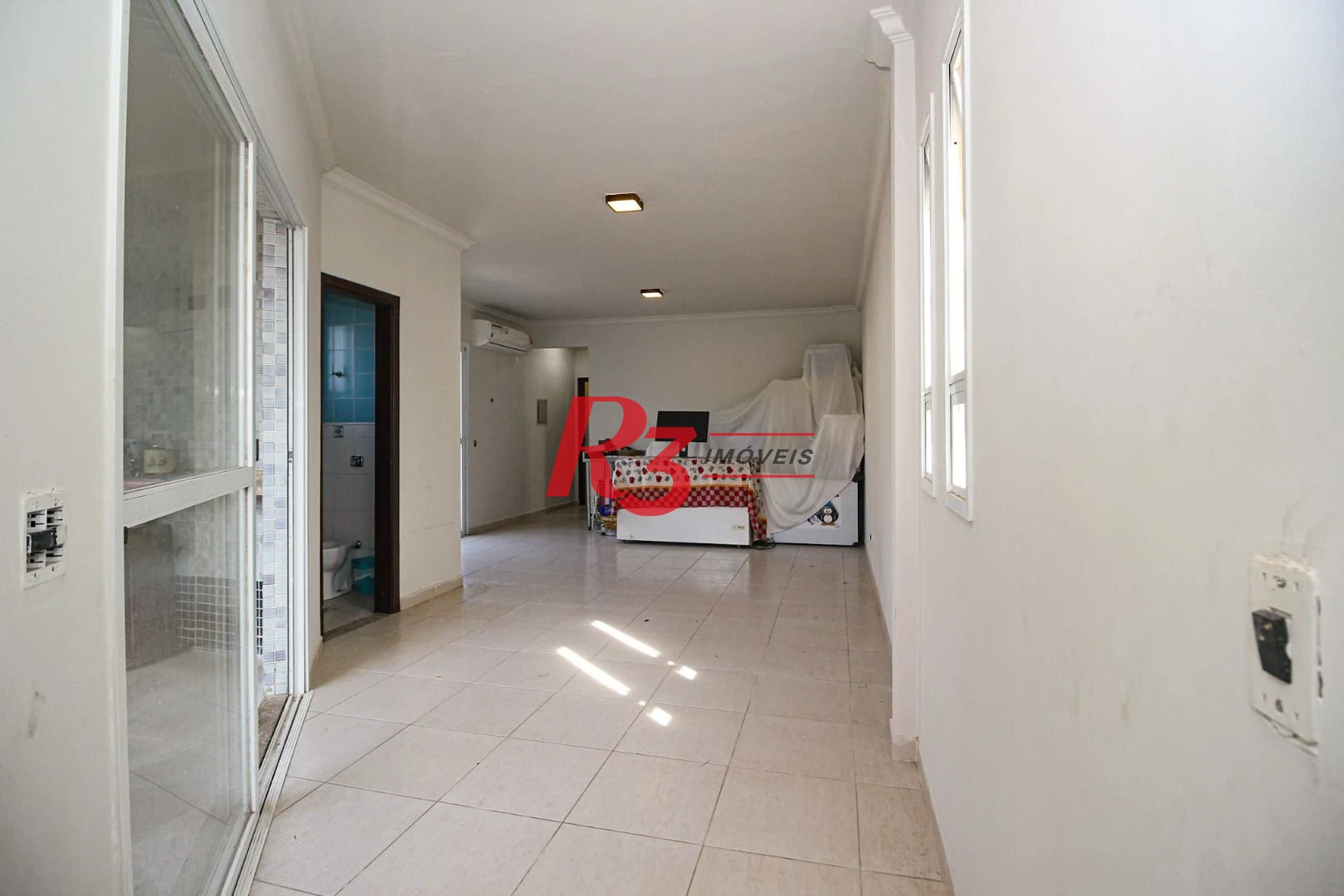 Casa com 5 dormitórios à venda, 367 m² por R$ 1.600.000,00 - Marapé - Santos/SP