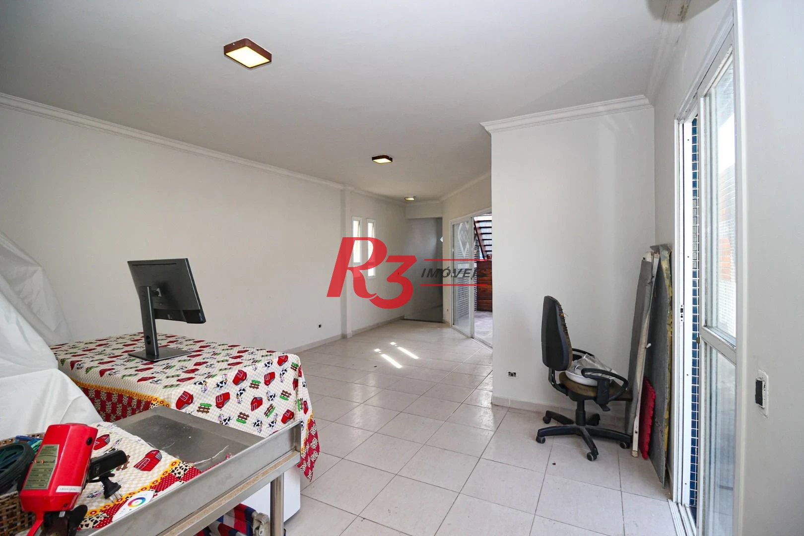 Casa com 5 dormitórios à venda, 367 m² por R$ 1.600.000,00 - Marapé - Santos/SP