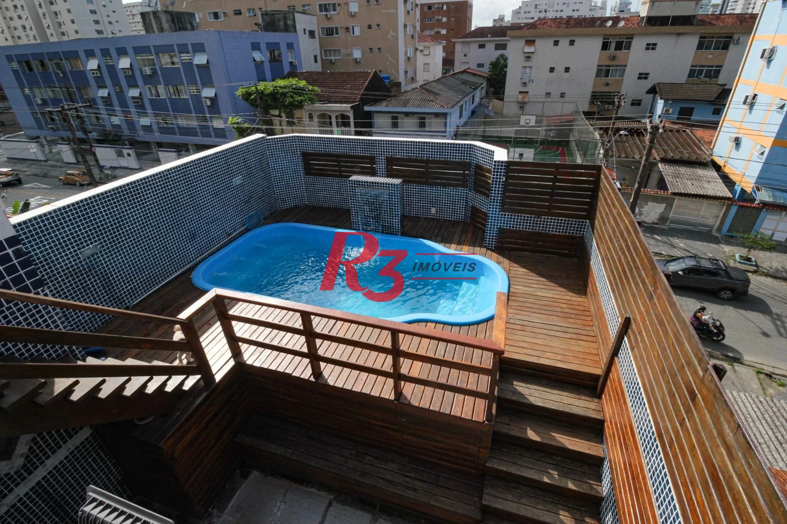 Casa com 5 dormitórios à venda, 367 m² por R$ 1.600.000,00 - Marapé - Santos/SP