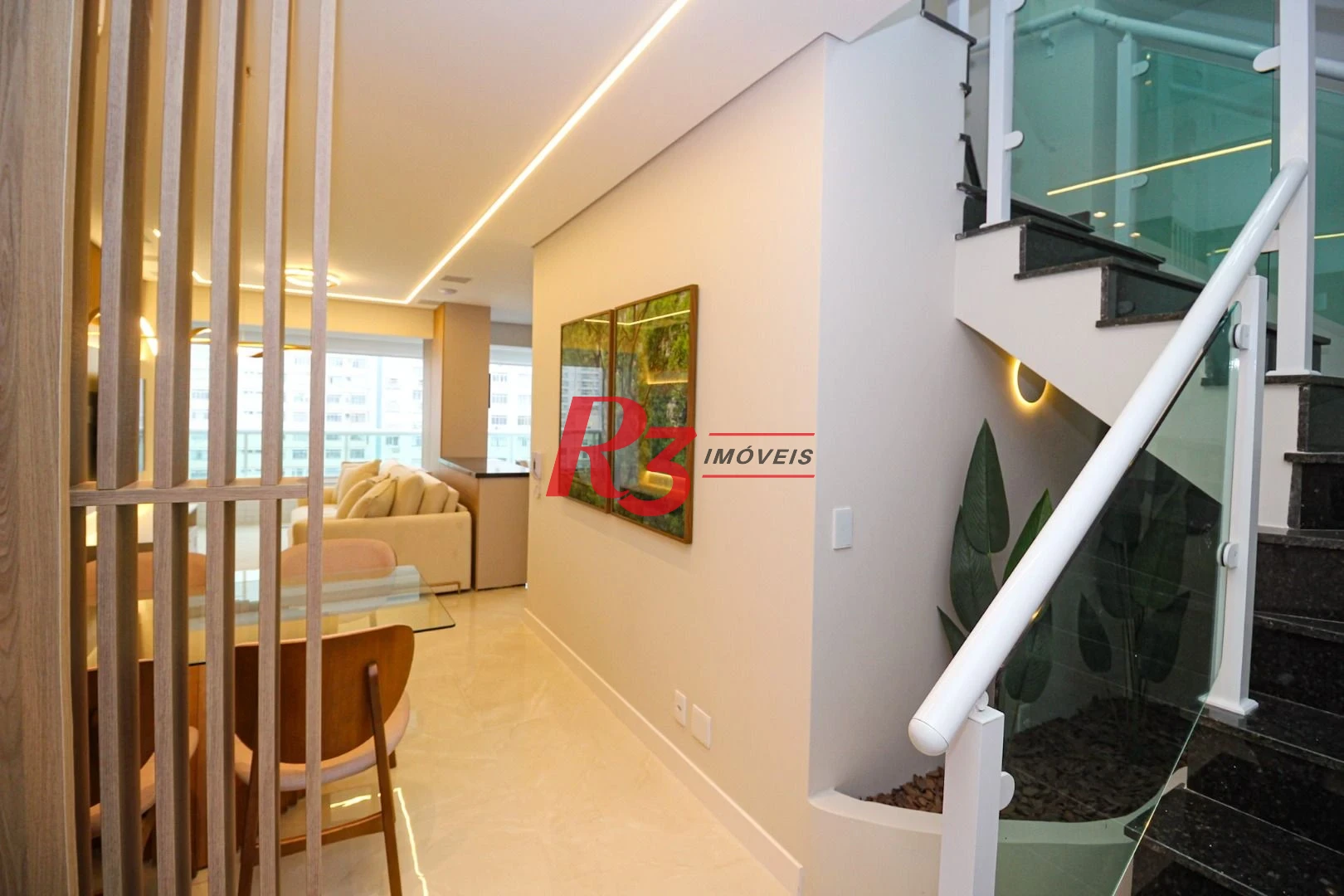 Cobertura com 3 dormitórios à venda, 166 m² por R$ 3.490.000,00 - Embaré - Santos/SP