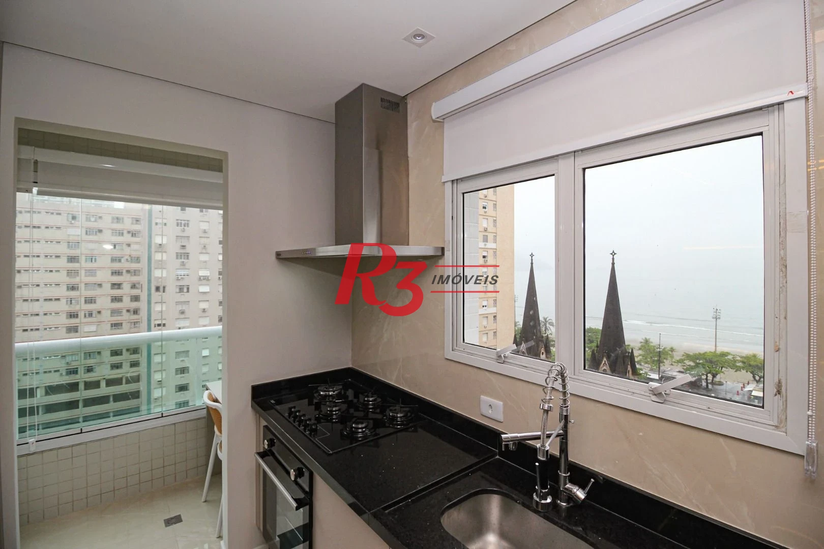 Cobertura com 3 dormitórios à venda, 166 m² por R$ 3.490.000,00 - Embaré - Santos/SP