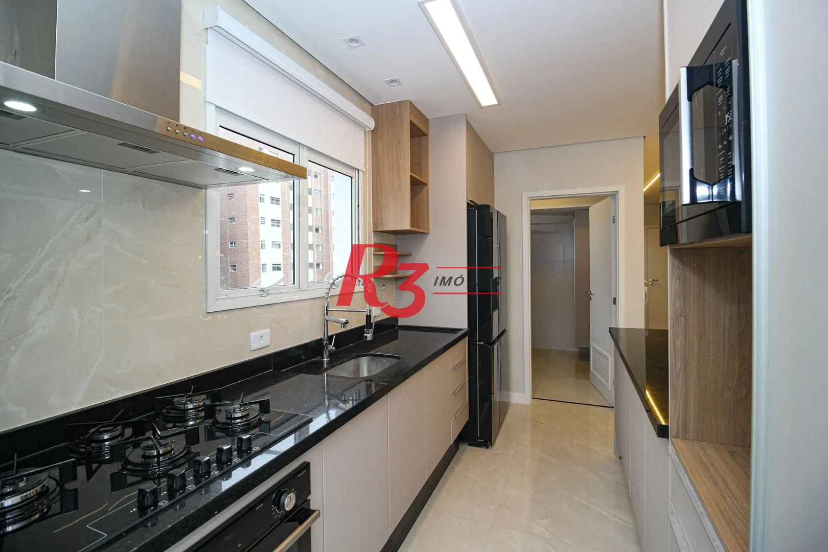 Cobertura com 3 dormitórios à venda, 166 m² por R$ 3.490.000,00 - Embaré - Santos/SP
