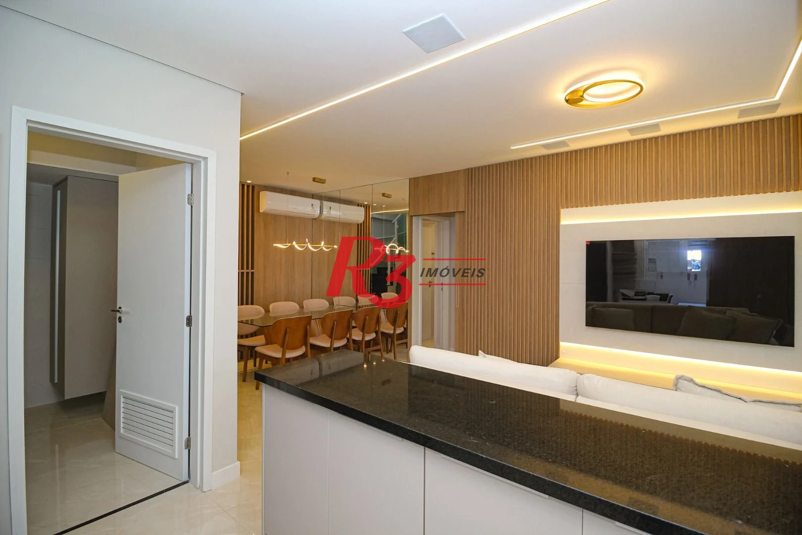 Cobertura com 3 dormitórios à venda, 166 m² por R$ 3.490.000,00 - Embaré - Santos/SP