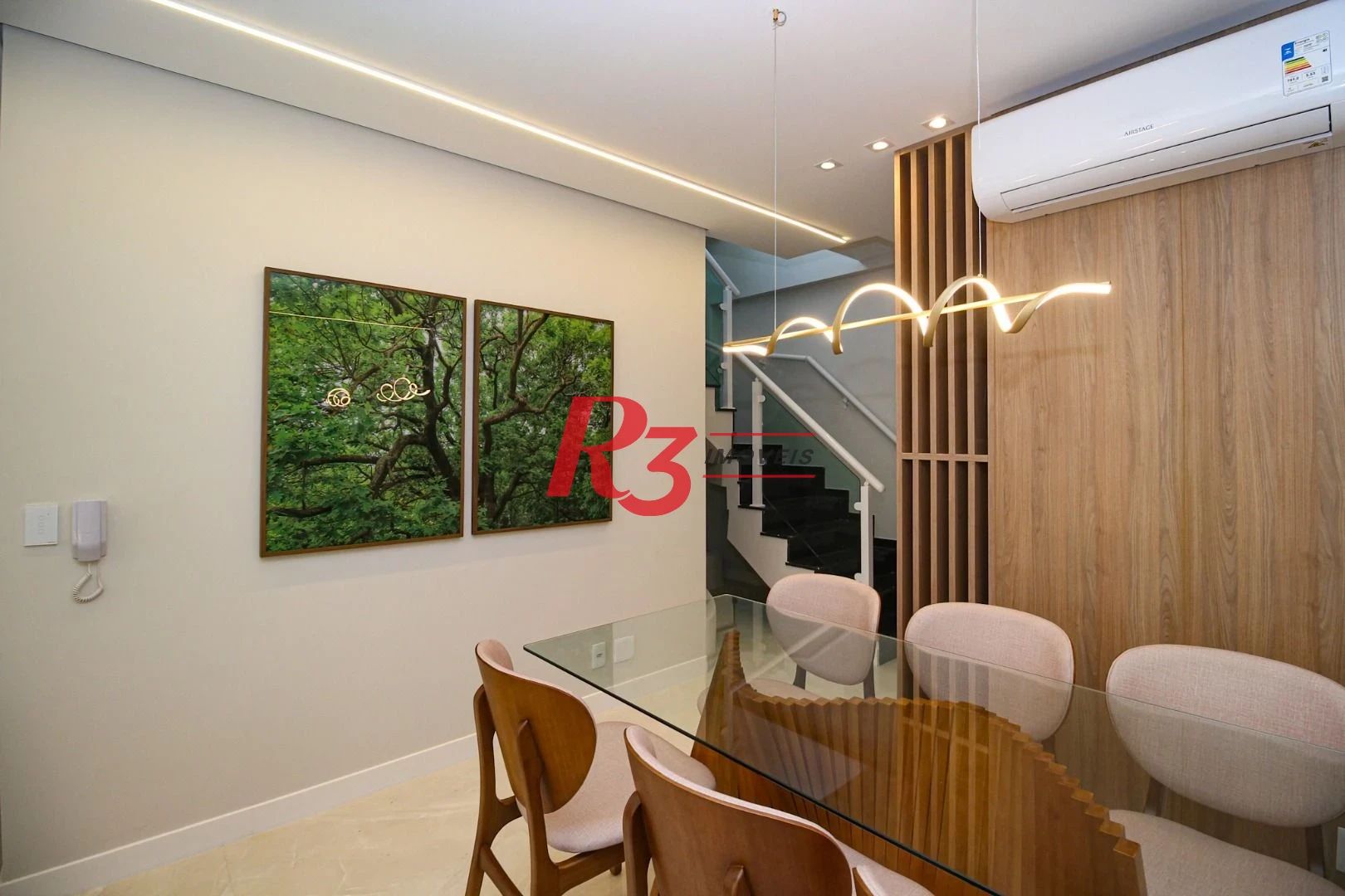 Cobertura com 3 dormitórios à venda, 166 m² por R$ 3.490.000,00 - Embaré - Santos/SP