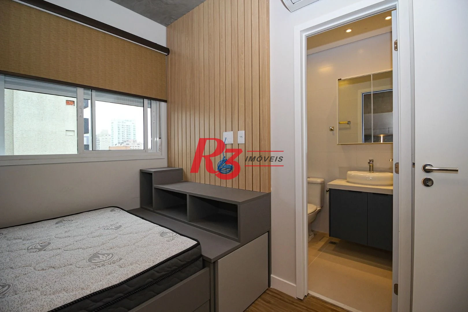 Cobertura com 3 dormitórios à venda, 166 m² por R$ 3.490.000,00 - Embaré - Santos/SP