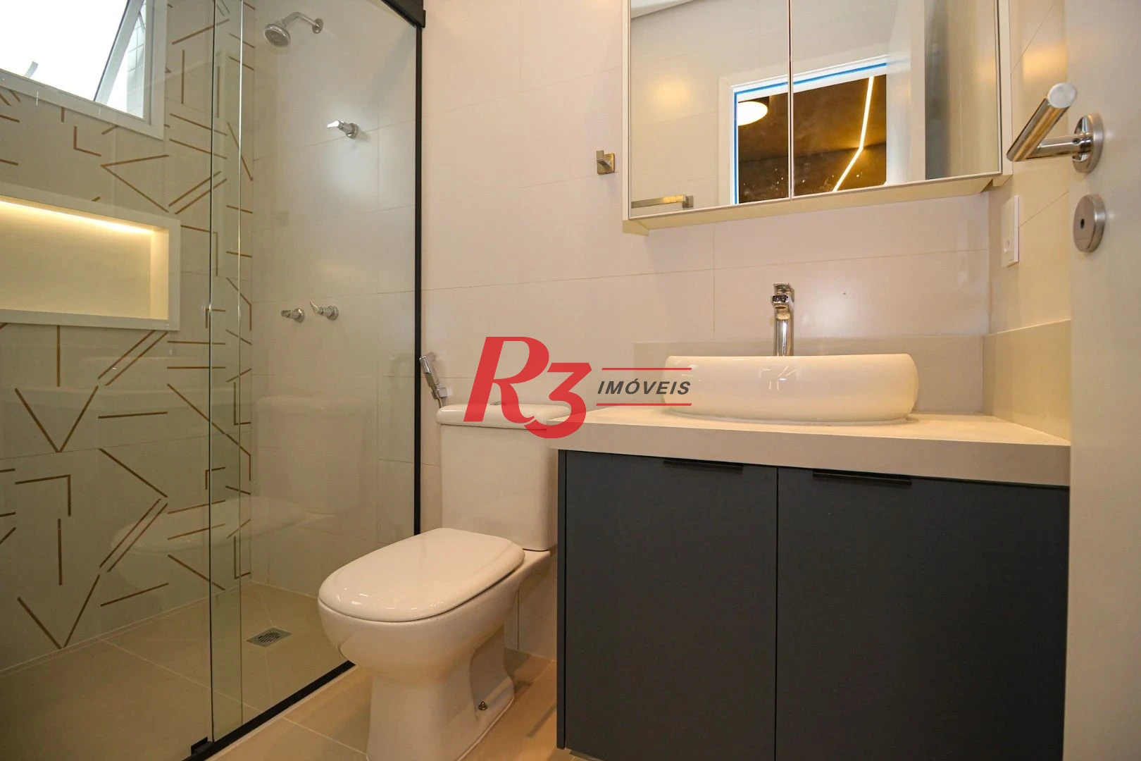 Cobertura com 3 dormitórios à venda, 166 m² por R$ 3.490.000,00 - Embaré - Santos/SP