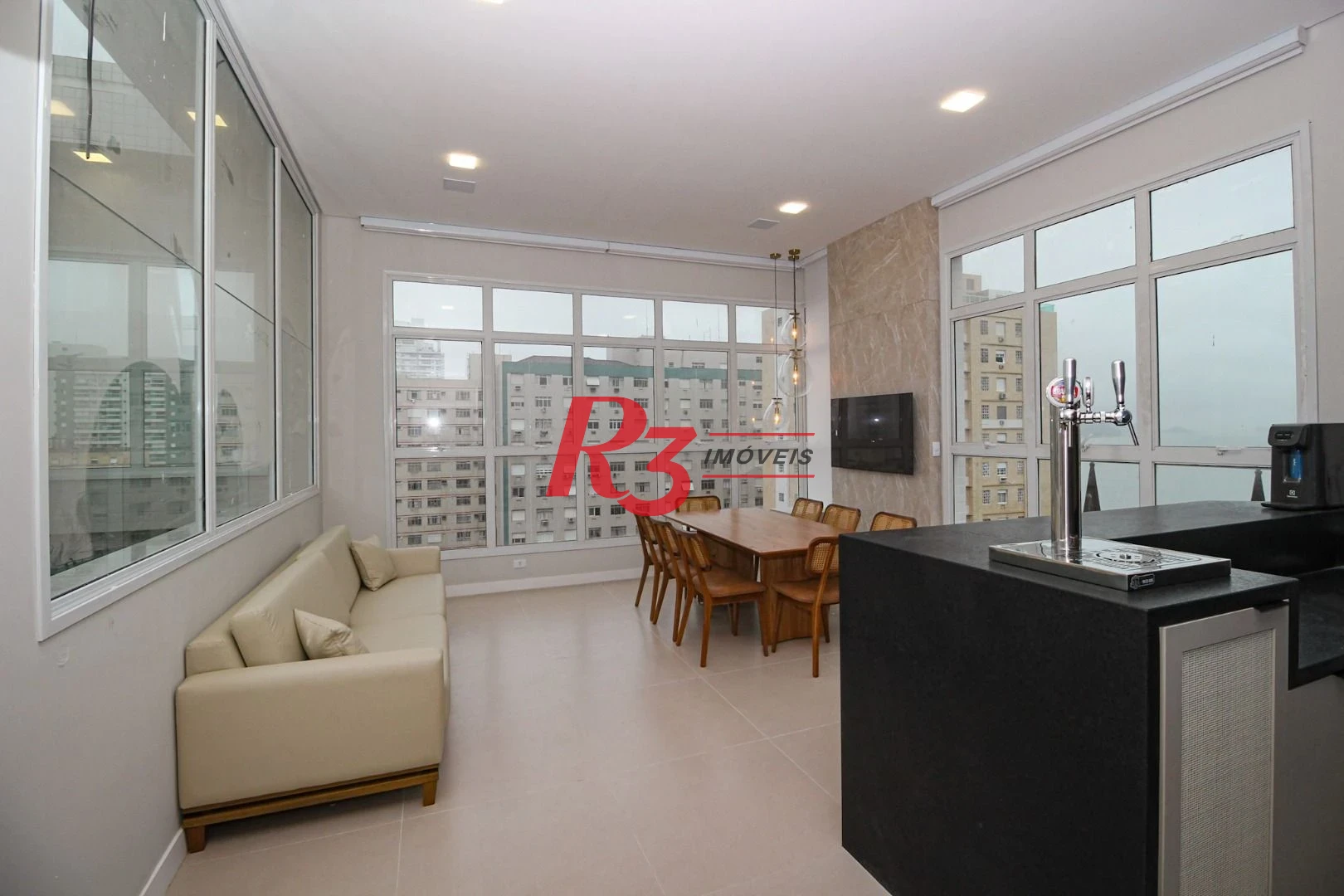 Cobertura com 3 dormitórios à venda, 166 m² por R$ 3.490.000,00 - Embaré - Santos/SP