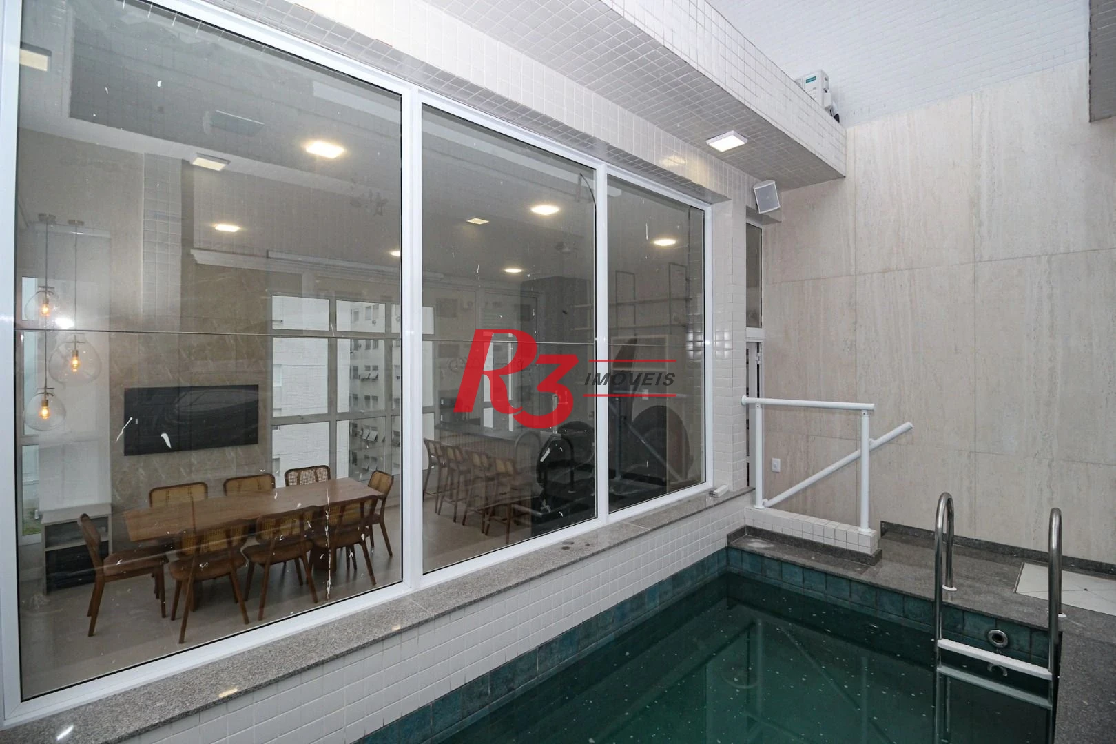 Cobertura com 3 dormitórios à venda, 166 m² por R$ 3.490.000,00 - Embaré - Santos/SP
