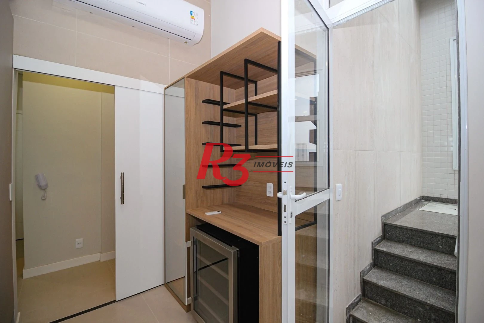 Cobertura com 3 dormitórios à venda, 166 m² por R$ 3.490.000,00 - Embaré - Santos/SP