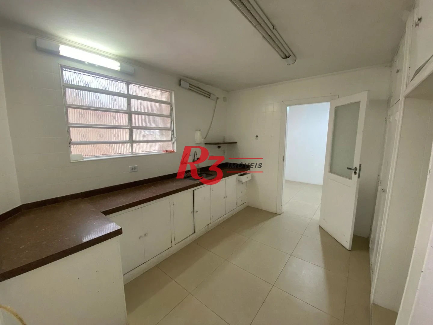 Sobrado à venda, 249 m² por R$ 1.600.000,00 - Boqueirão - Santos/SP