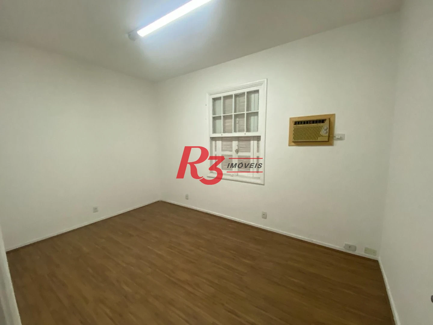 Sobrado à venda, 249 m² por R$ 1.600.000,00 - Boqueirão - Santos/SP