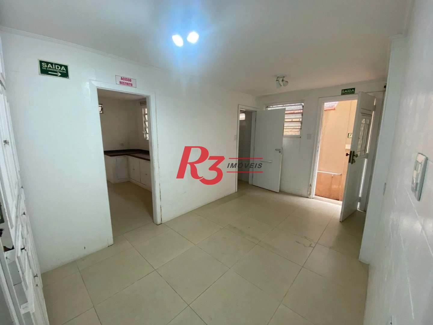 Sobrado à venda, 249 m² por R$ 1.600.000,00 - Boqueirão - Santos/SP