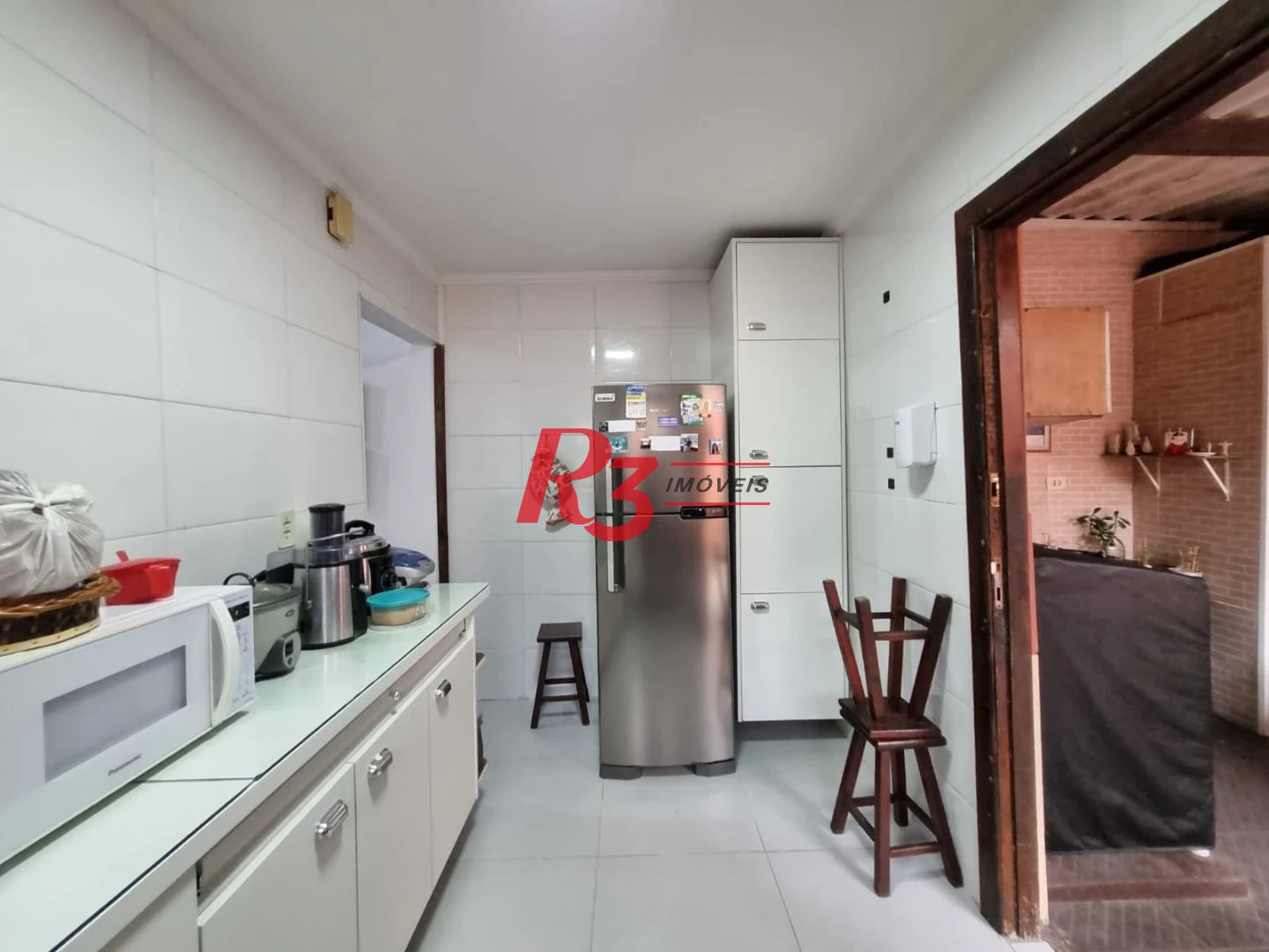 Sobrado com 3 dormitórios à venda, 120 m² por R$ 400.000,00 - Parque Bitaru - São Vicente/SP