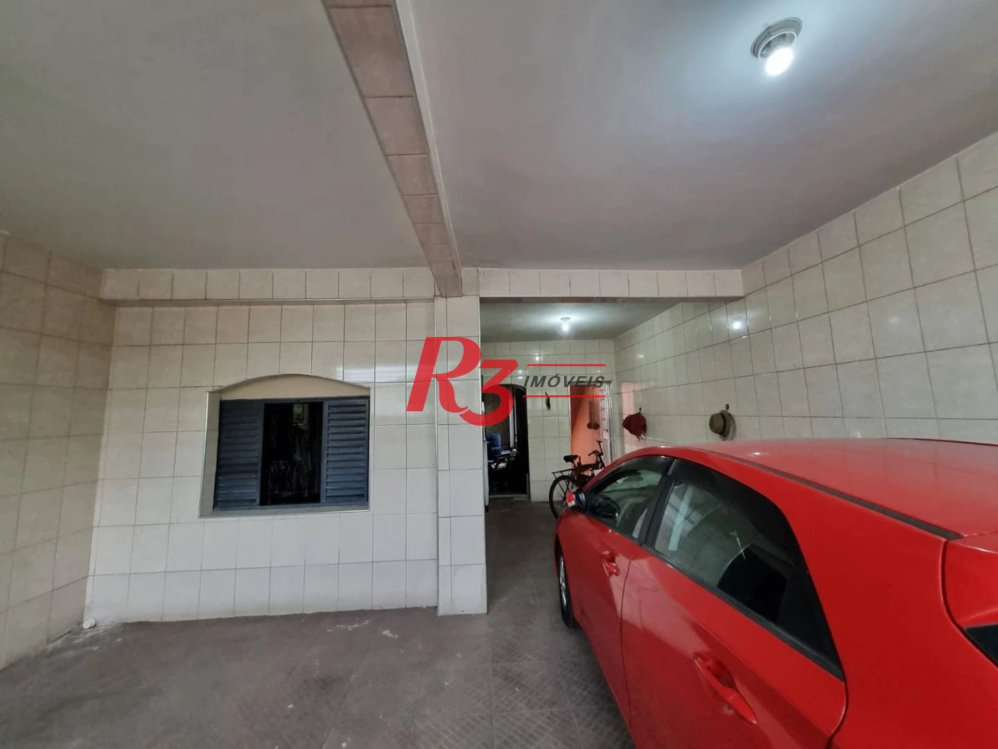 Sobrado com 3 dormitórios à venda, 120 m² por R$ 400.000,00 - Parque Bitaru - São Vicente/SP