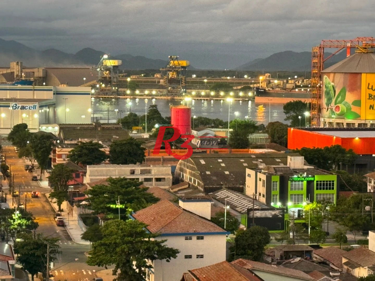 Apartamento à venda, 73 m² por R$ 820.000,00 - Ponta da Praia - Santos/SP
