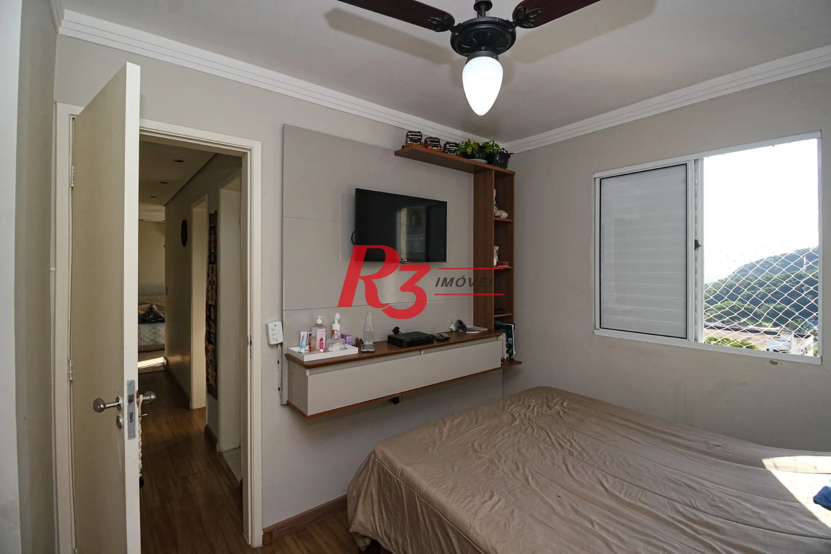 Apartamento com 2 dormitórios à venda, 54 m² por R$ 340.000,00 - Morro Nova Cintra - Santos/SP