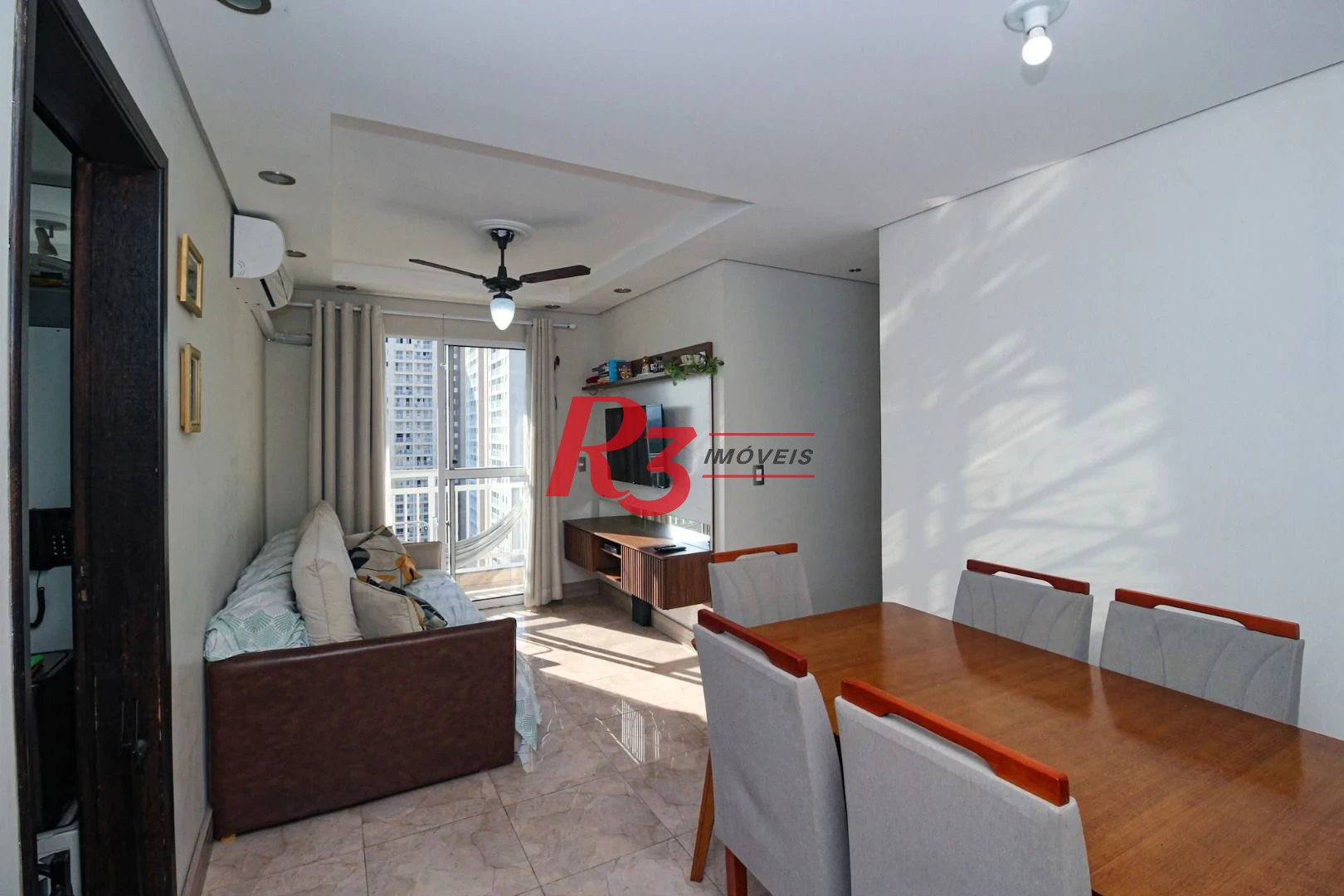 Apartamento com 2 dormitórios à venda, 54 m² por R$ 340.000,00 - Morro Nova Cintra - Santos/SP
