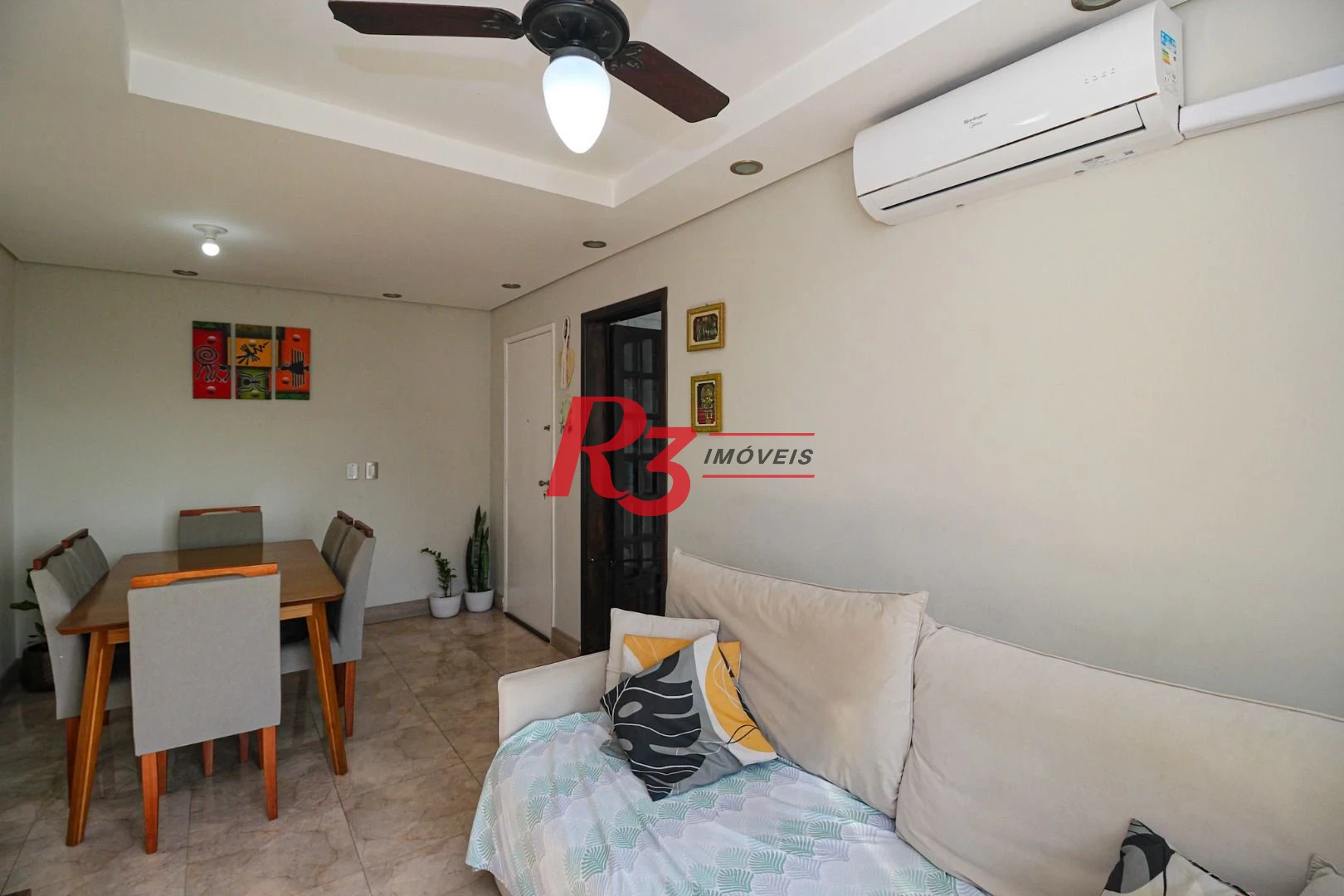 Apartamento com 2 dormitórios à venda, 54 m² por R$ 340.000,00 - Morro Nova Cintra - Santos/SP