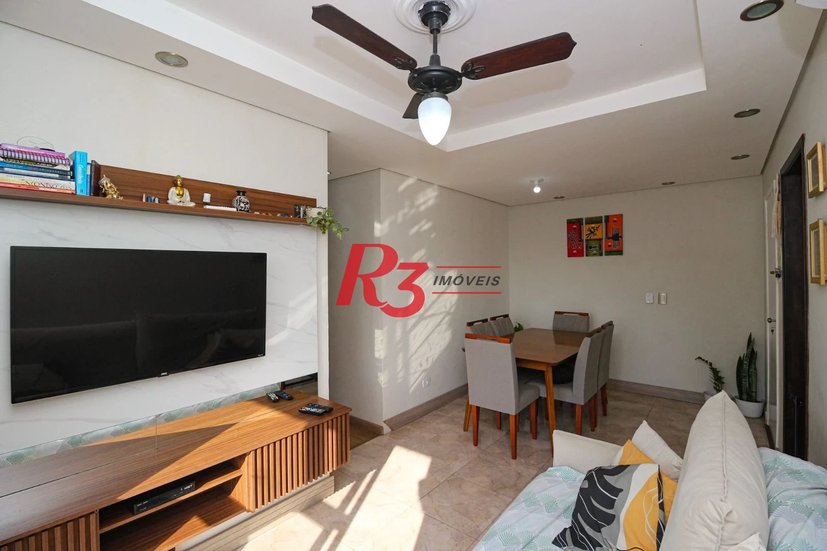 Apartamento com 2 dormitórios à venda, 54 m² por R$ 340.000,00 - Morro Nova Cintra - Santos/SP