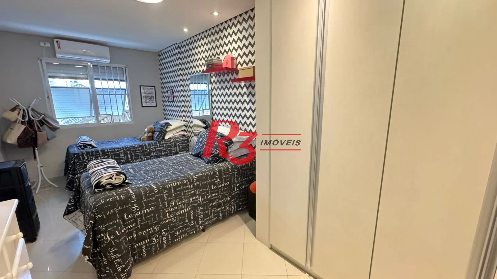 Apartamento com 3 dormitórios à venda, 145 m² por R$ 1.180.000,00 - Pompéia - Santos/SP