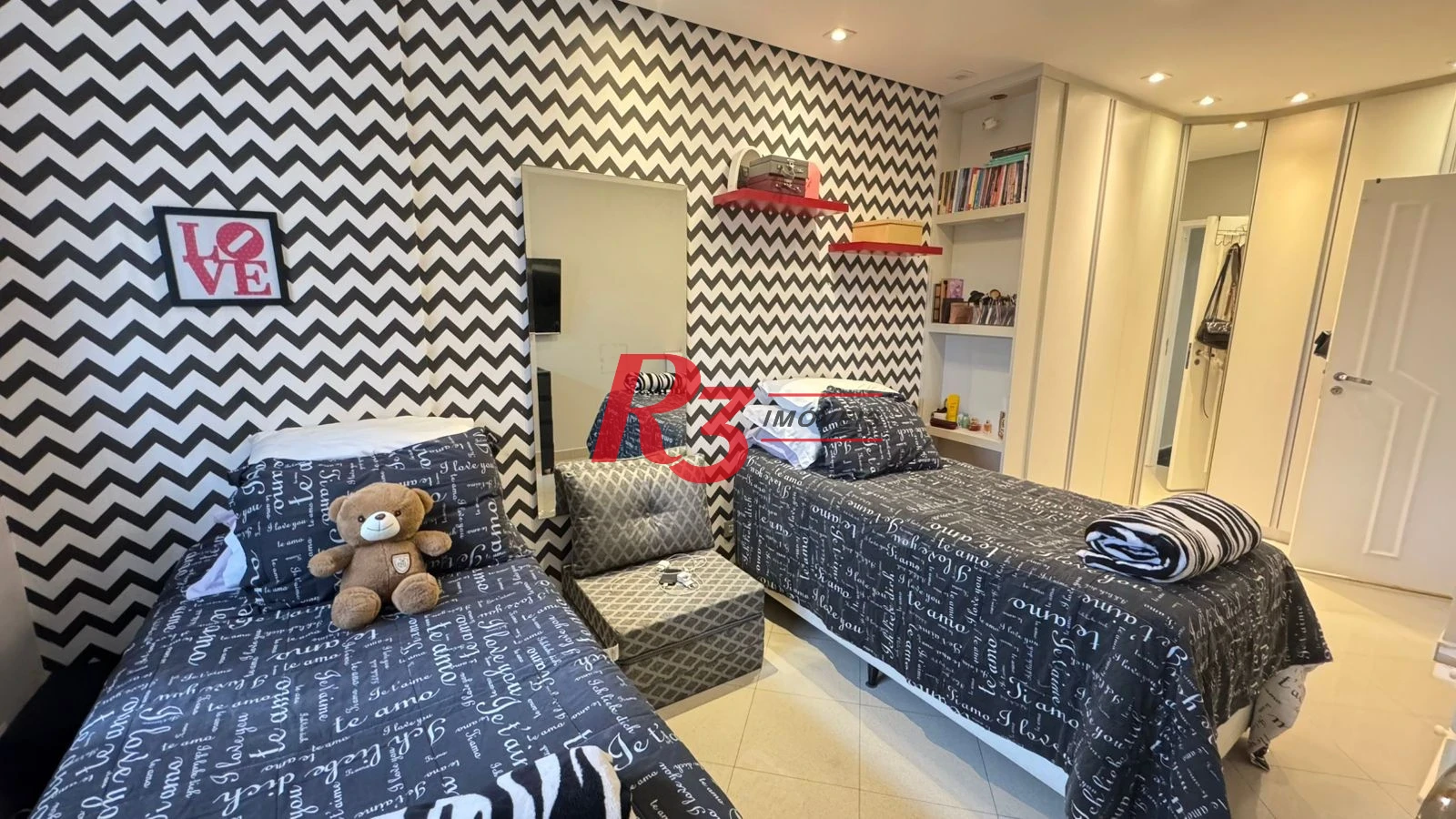 Apartamento com 3 dormitórios à venda, 145 m² por R$ 1.180.000,00 - Pompéia - Santos/SP