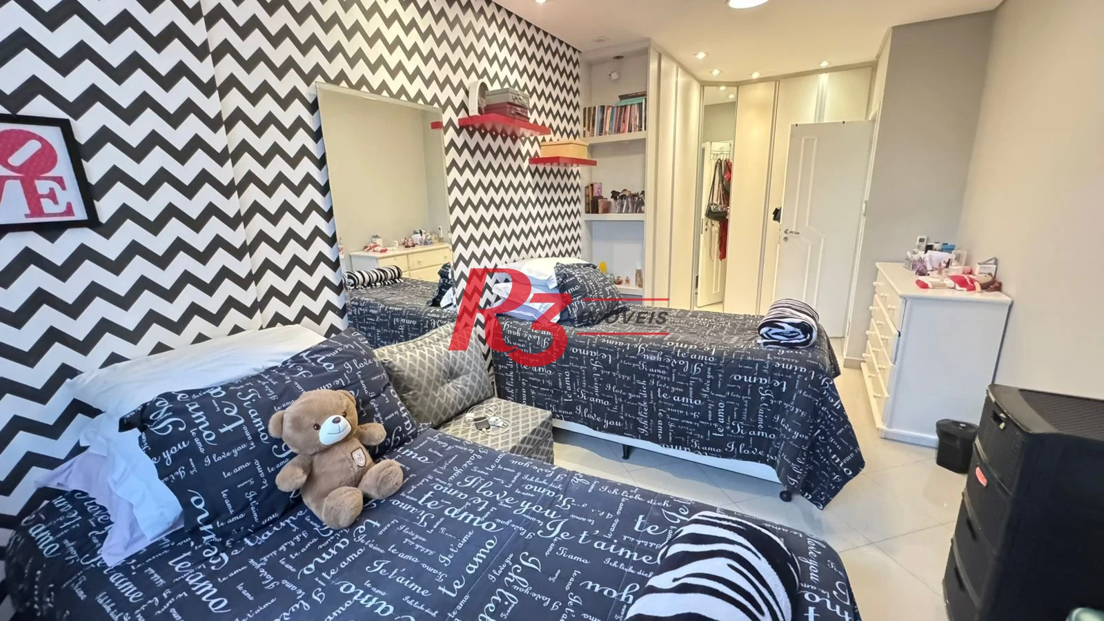 Apartamento com 3 dormitórios à venda, 145 m² por R$ 1.180.000,00 - Pompéia - Santos/SP