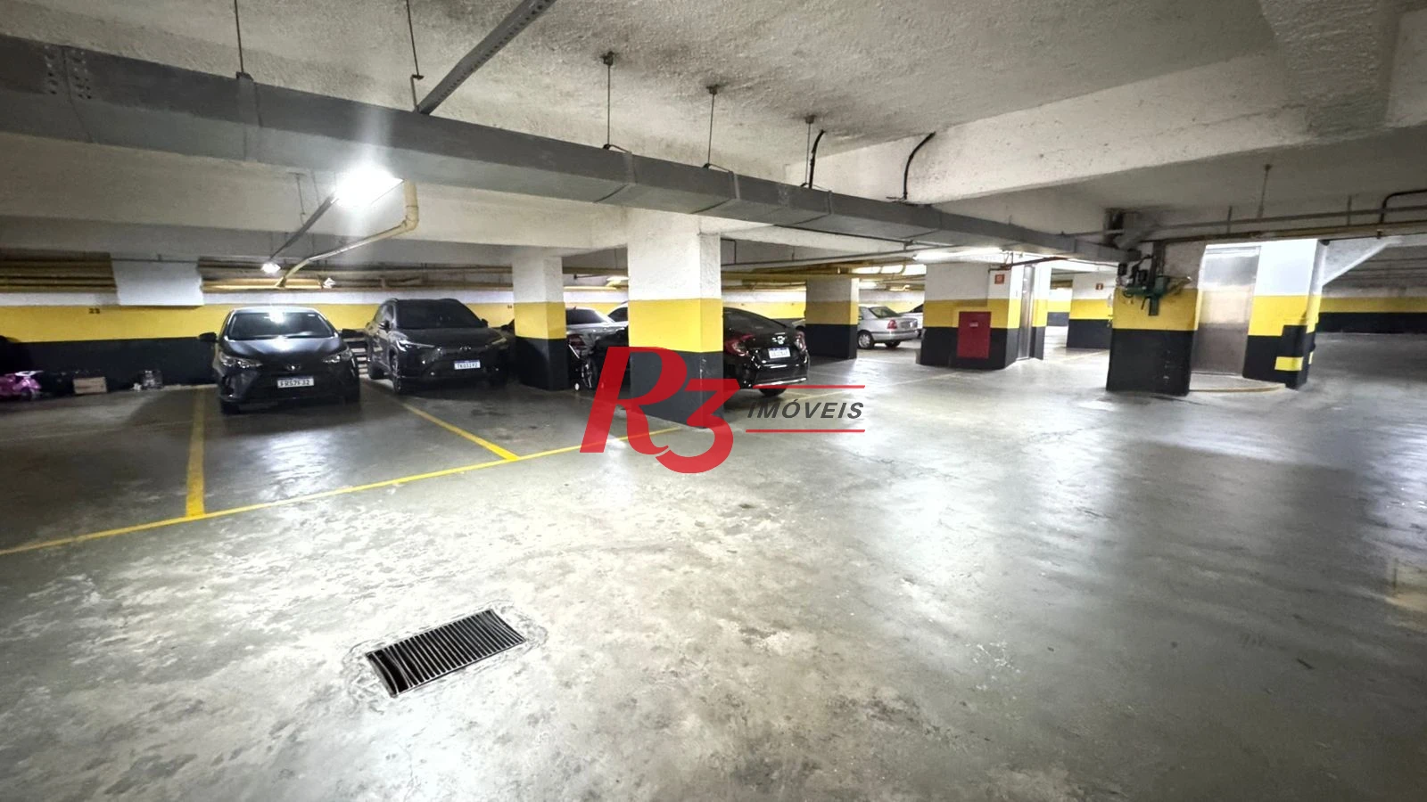 Apartamento com 3 dormitórios à venda, 145 m² por R$ 1.180.000,00 - Pompéia - Santos/SP