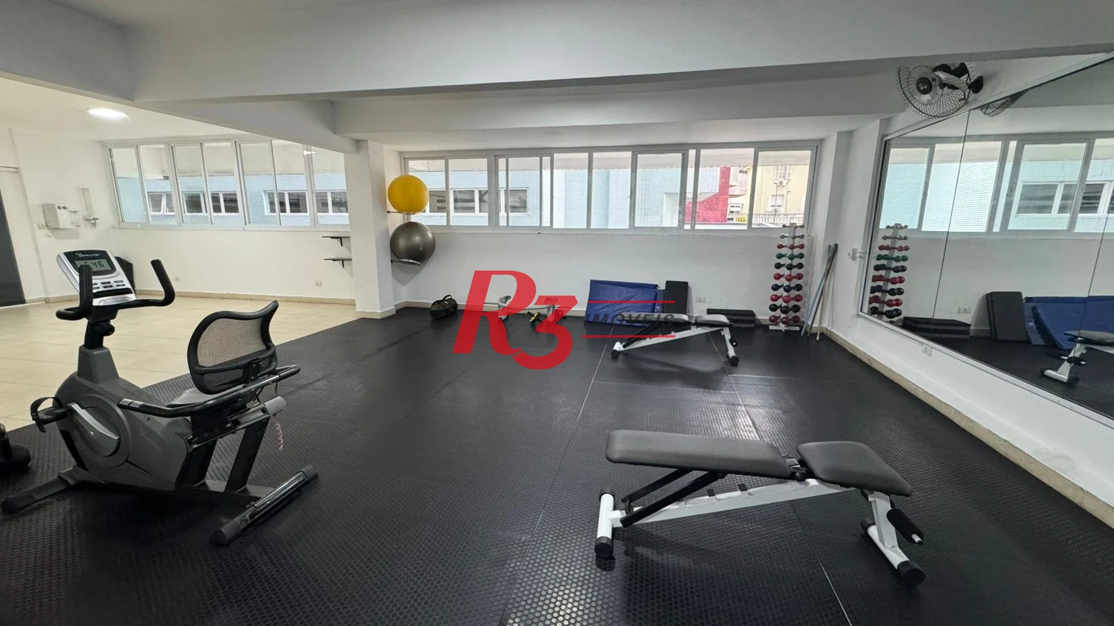 Apartamento com 3 dormitórios à venda, 145 m² por R$ 1.180.000,00 - Pompéia - Santos/SP