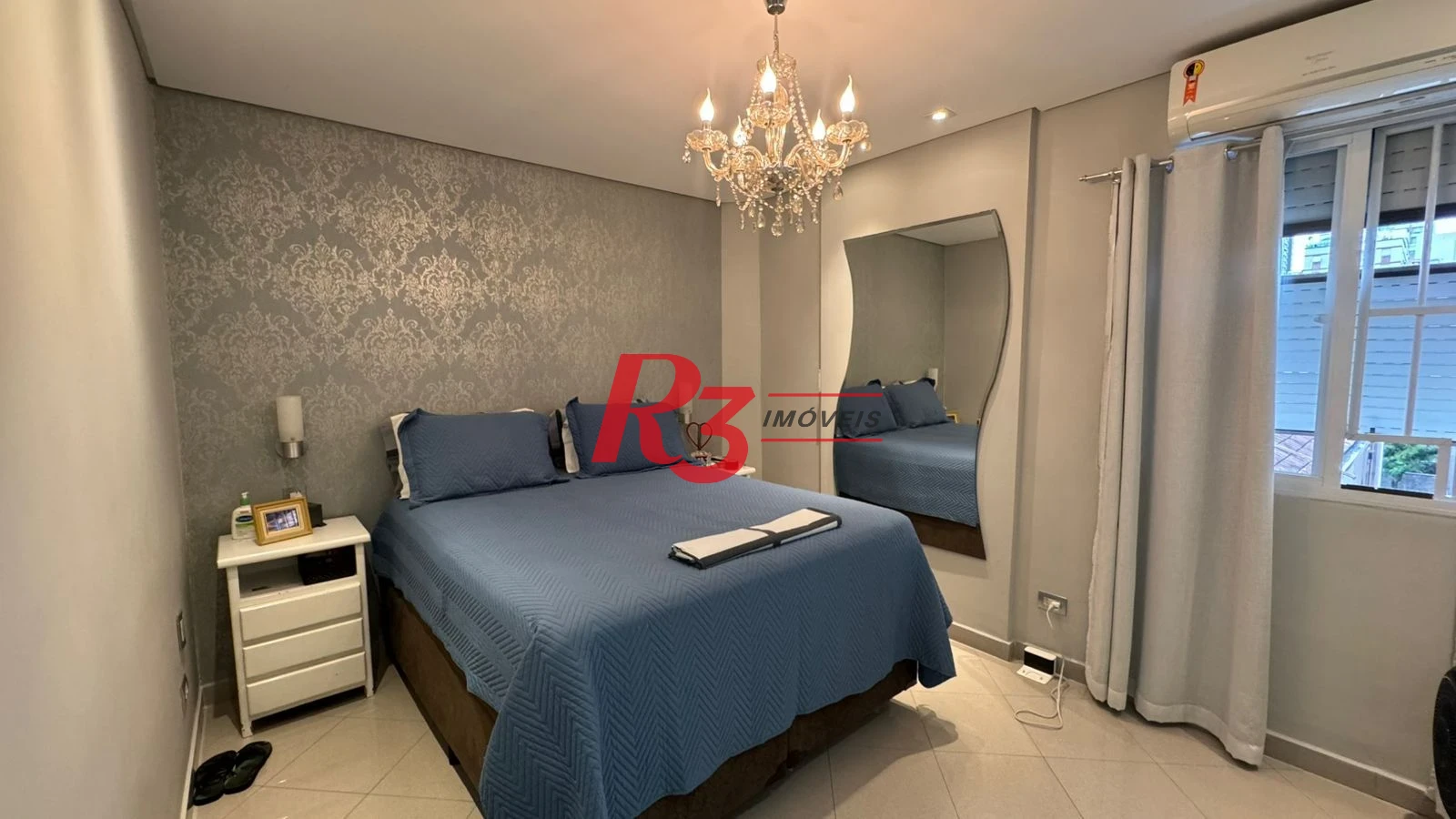 Apartamento com 3 dormitórios à venda, 145 m² por R$ 1.180.000,00 - Pompéia - Santos/SP