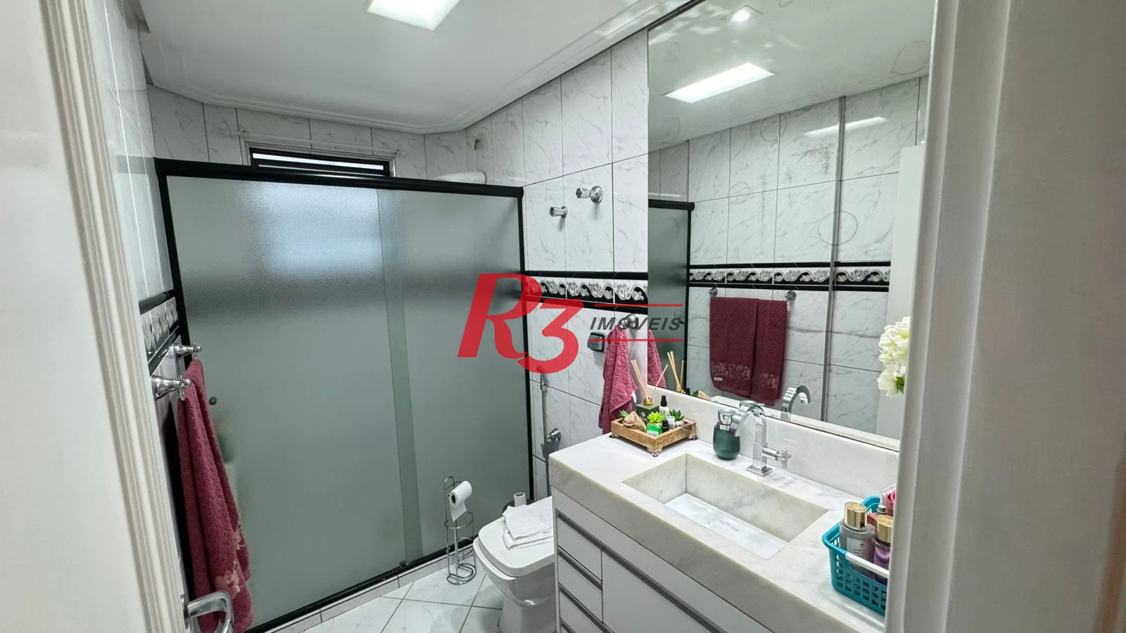 Apartamento com 3 dormitórios à venda, 145 m² por R$ 1.180.000,00 - Pompéia - Santos/SP