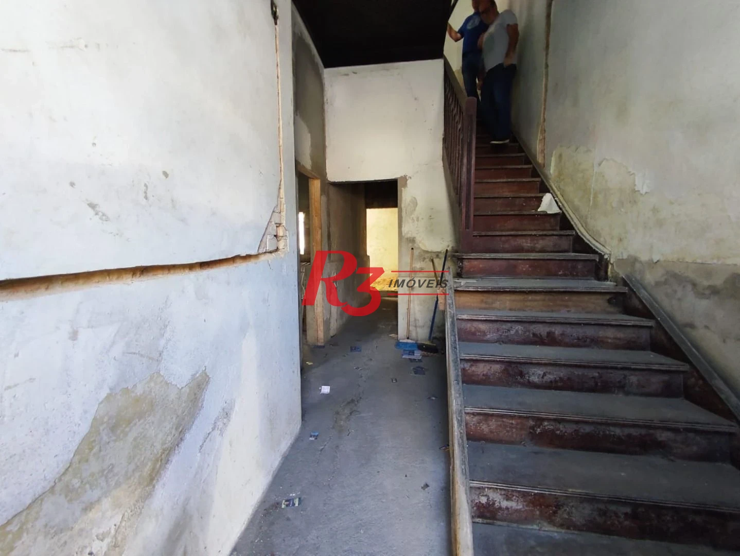 Sobrado para alugar, 206 m² por R$ 5.000,00/mês - Marapé - Santos/SP