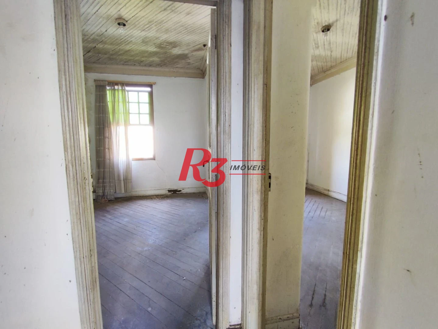 Sobrado para alugar, 206 m² por R$ 5.000,00/mês - Marapé - Santos/SP