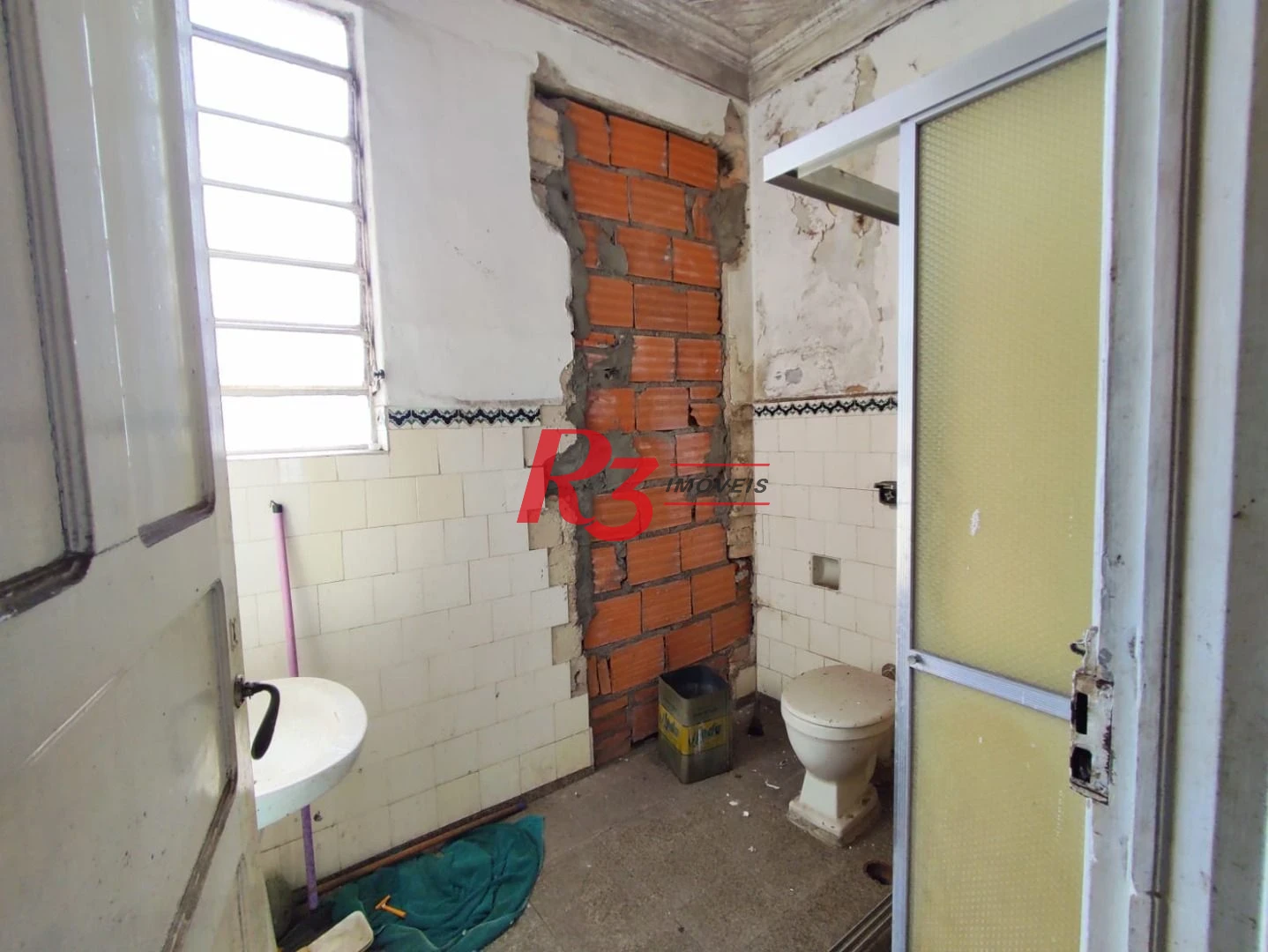 Sobrado para alugar, 206 m² por R$ 5.000,00/mês - Marapé - Santos/SP