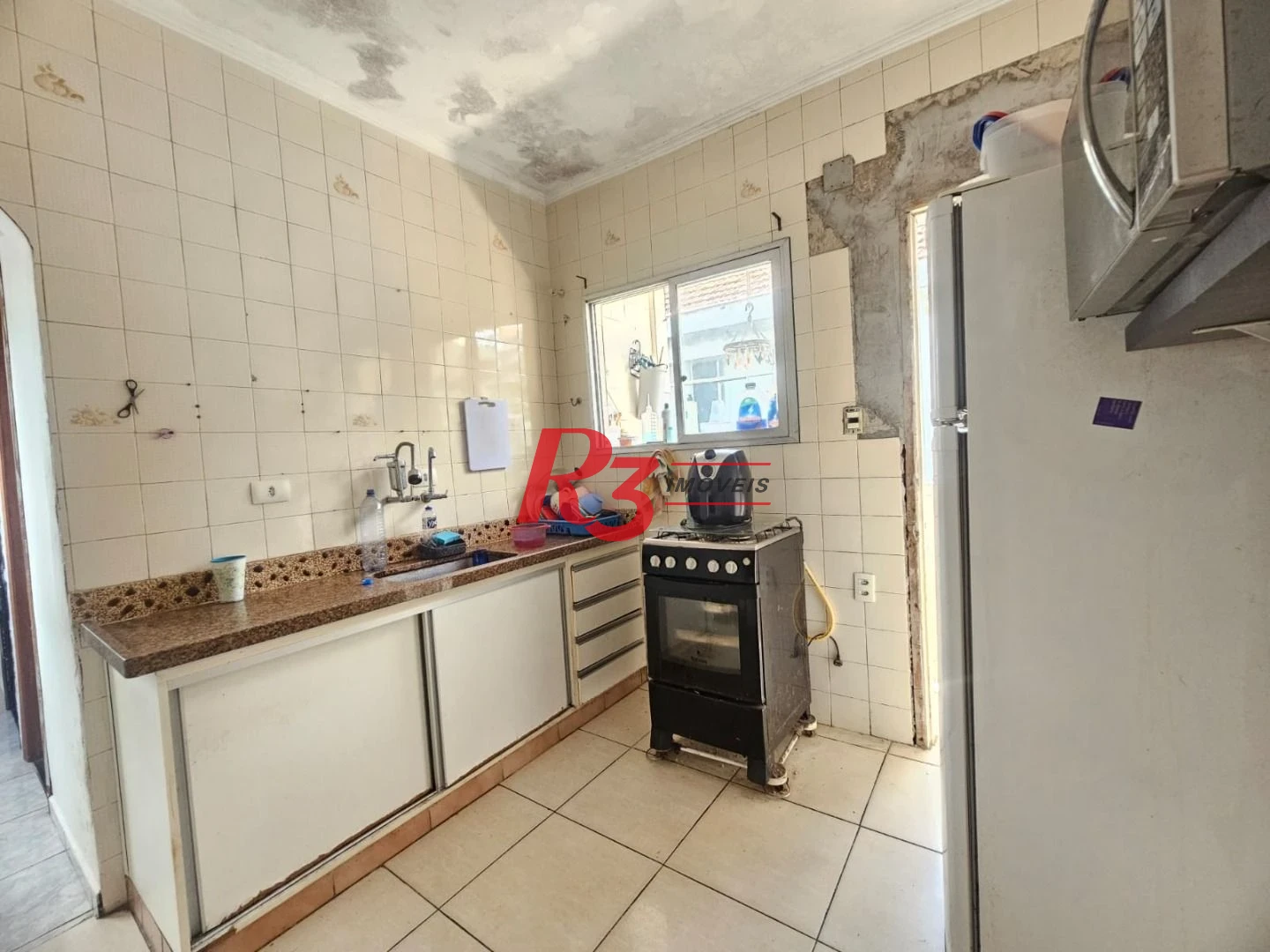 Apartamento com 2 dormitórios à venda, 72 m² por R$ 309.000,00 - Macuco - Santos/SP
