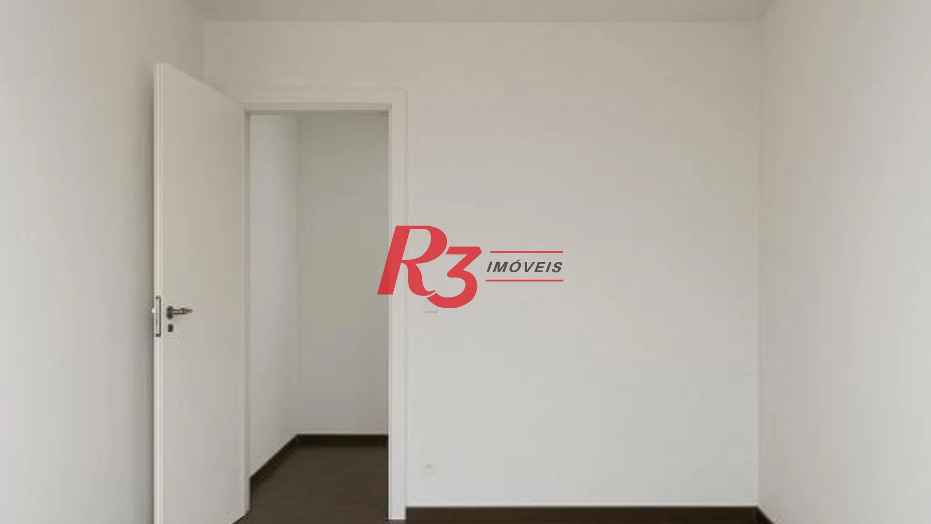 Apartamento com 3 dormitórios à venda, 110 m² por R$ 1.550.000,00 - Boqueirão - Santos/SP