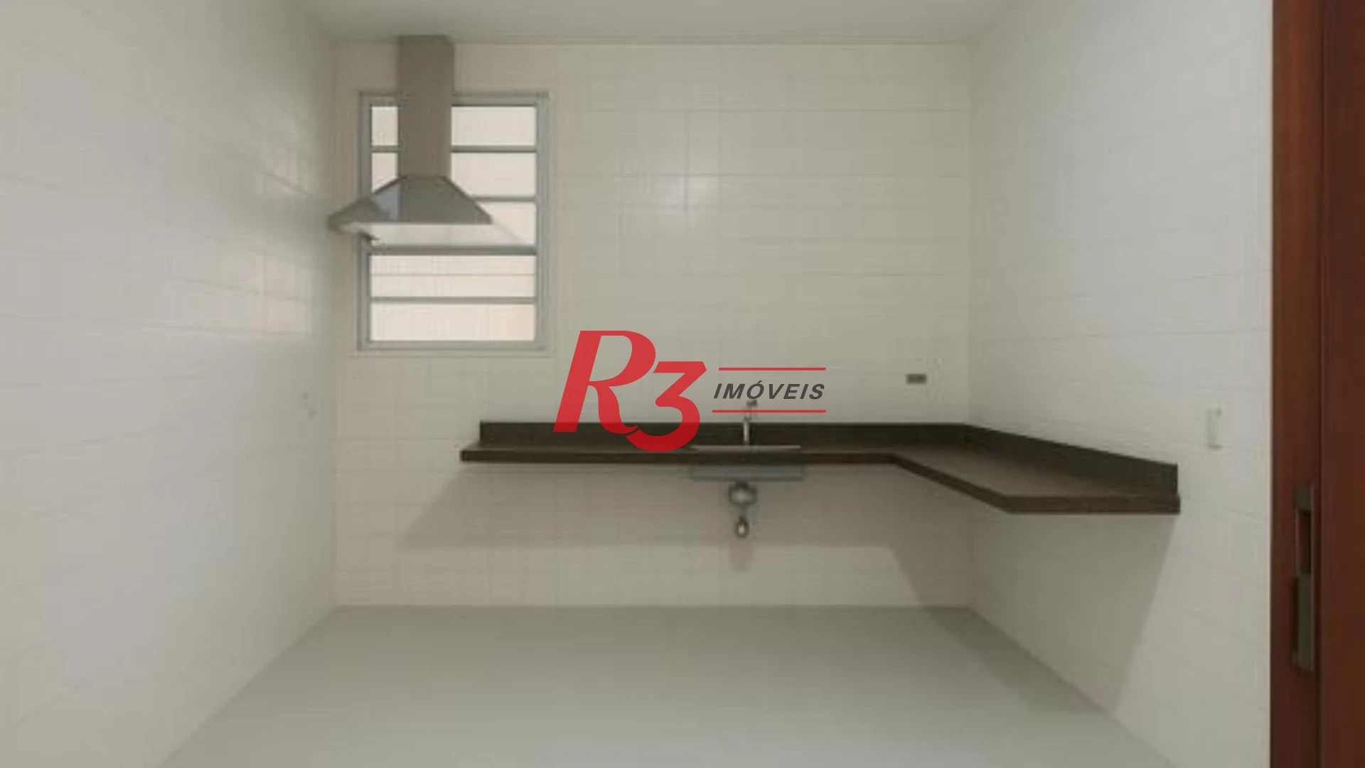 Apartamento com 3 dormitórios à venda, 110 m² por R$ 1.550.000,00 - Boqueirão - Santos/SP